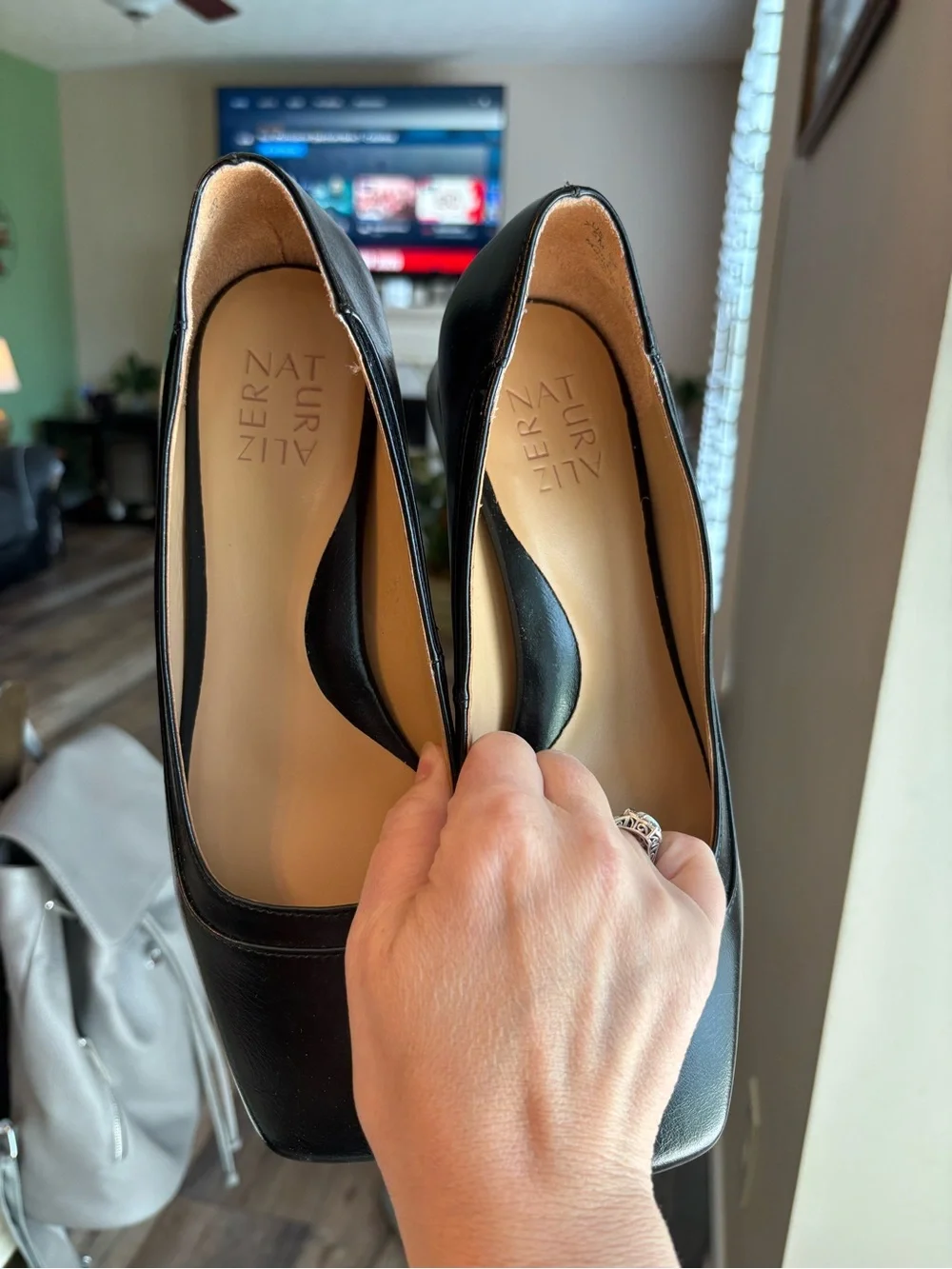 Naturalizer Black Square-Toe Leather Flats